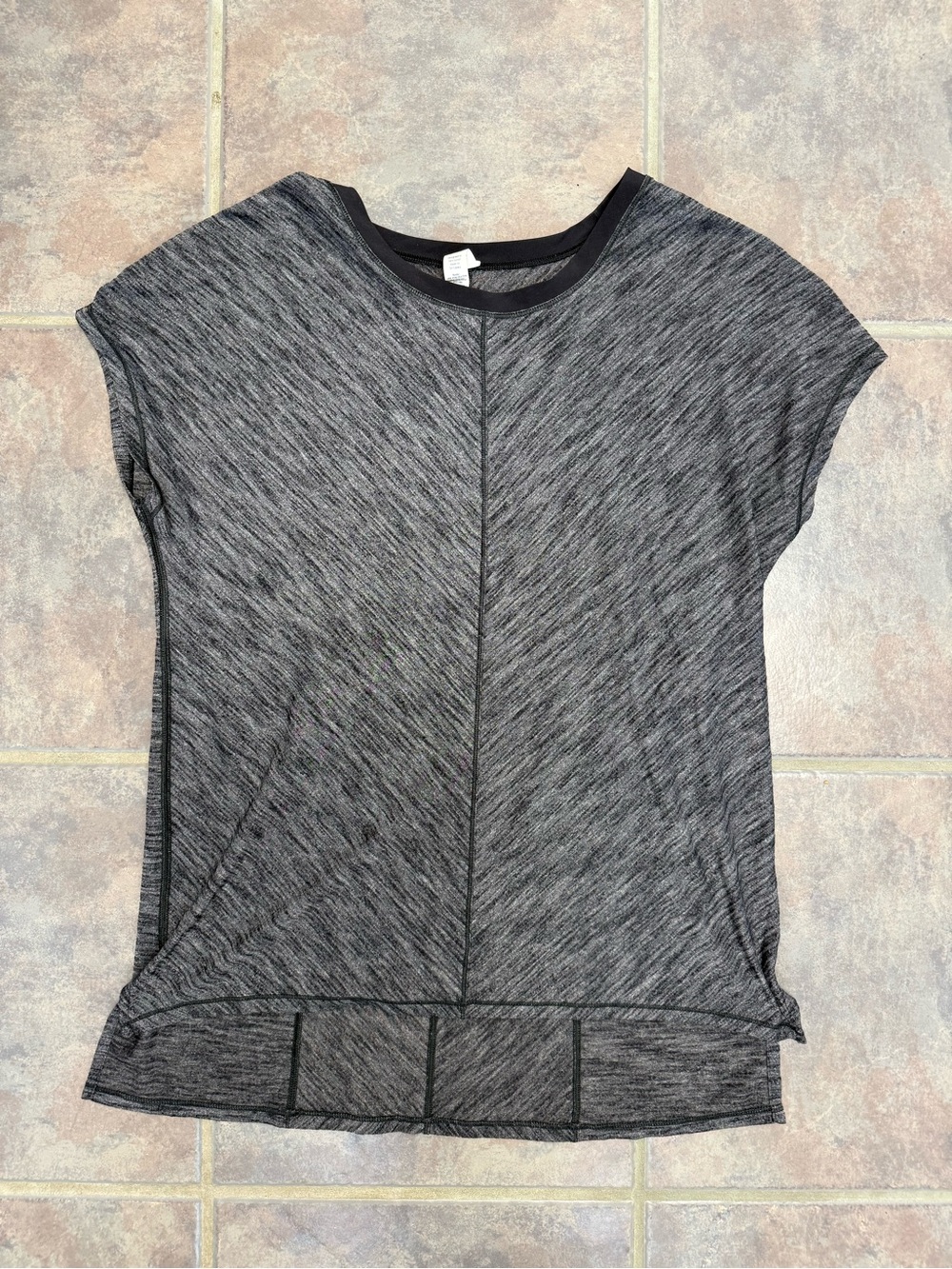 Lululemon Retreat Tee